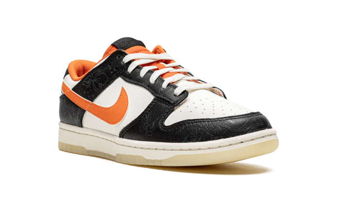 Dunk Low Retro PRM "Halloween" - Image 7